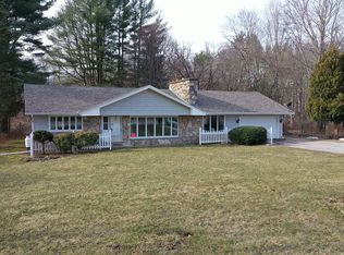161 Heritage Rd, Putnam, CT 06260