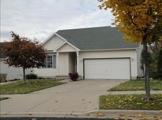 5322 Valley Edge Dr, Madison, WI 53704