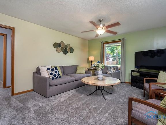 2nd image of 1111 Kurtz St