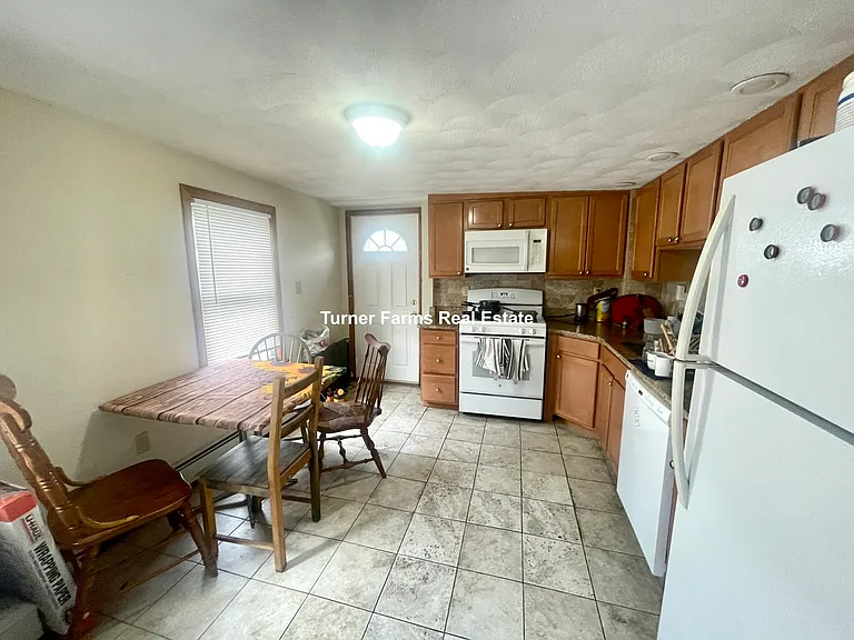 585-587 Somerville Ave #A-1 — Photo 2
