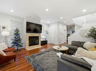 1621 W Beach Ave #ID1244913P, Chicago, IL 60622