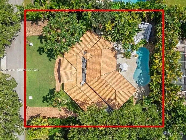 7924 SW 50th Ct — Photo 5