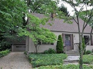 24324 Bruce Rd, Bay Village, OH 44140