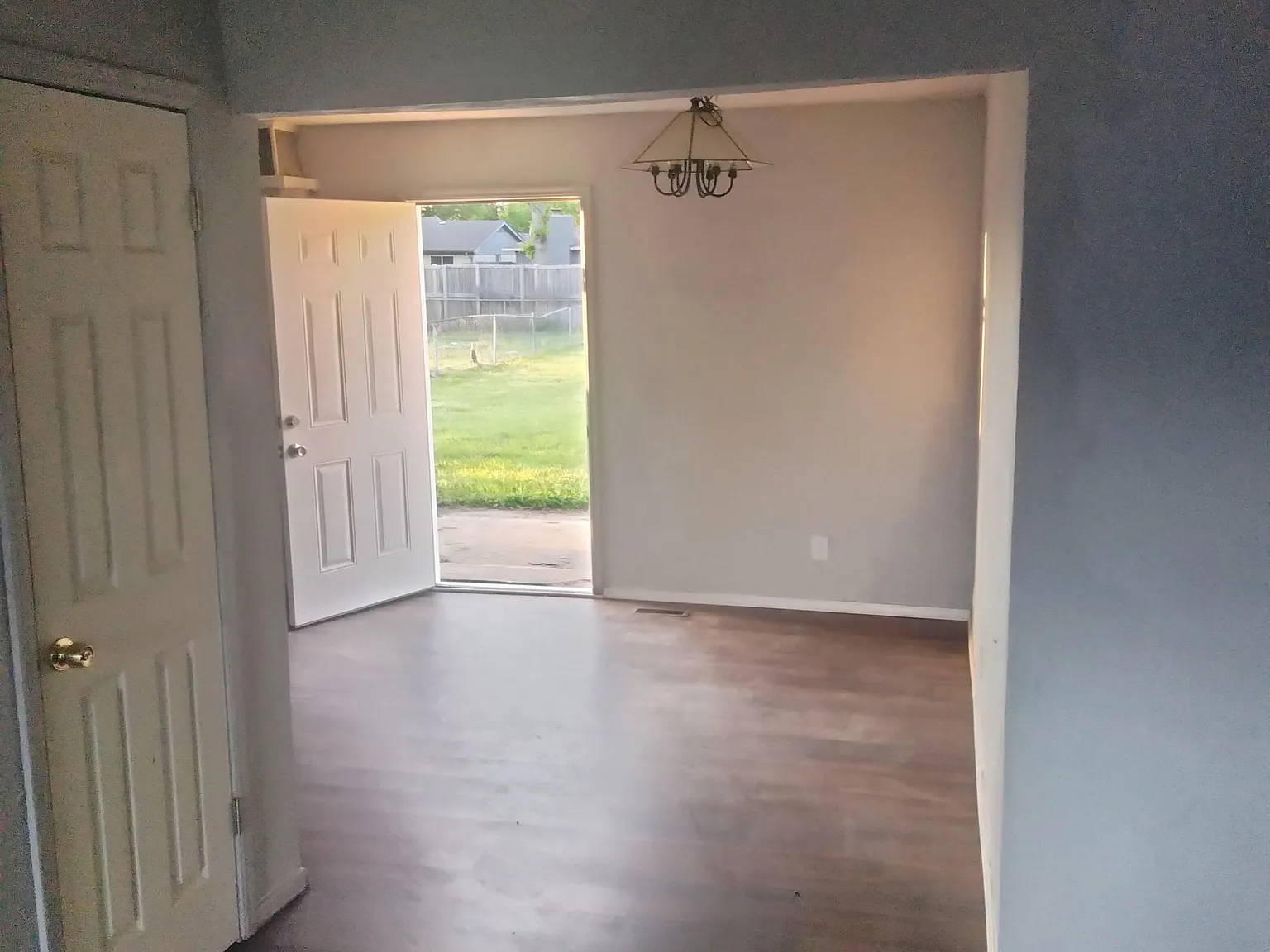 3 bed, 1174 sqft, $1,200 — Photo 3