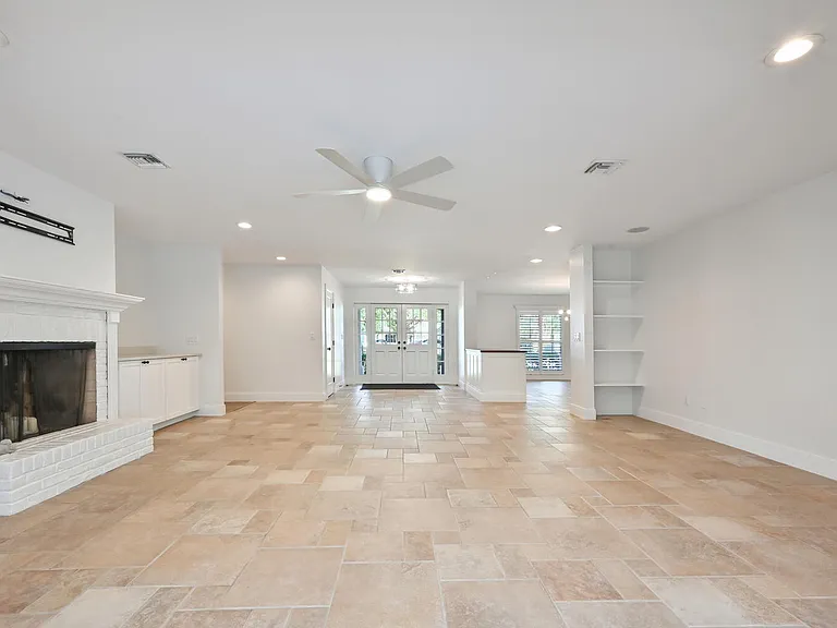 508 Devils Ln — Photo 5