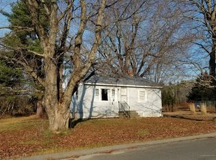 11 Stevens Rd, Augusta, ME 04330