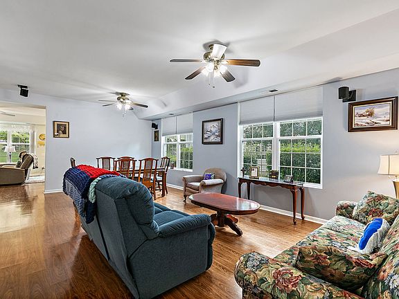 5th image of 13429 Lehigh St