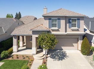 639 W Lisbon Ln, Clovis, CA