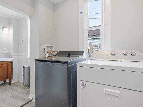 3rd image of 116 Coburn St #116