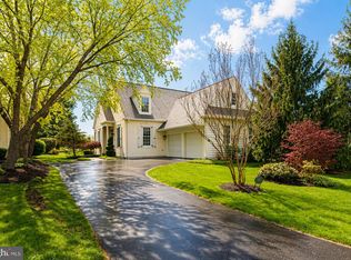 371 Applebrook Dr, Malvern, PA 19355