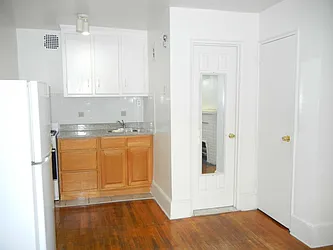 Rented by Brooklyn Heights Real Estate Inc