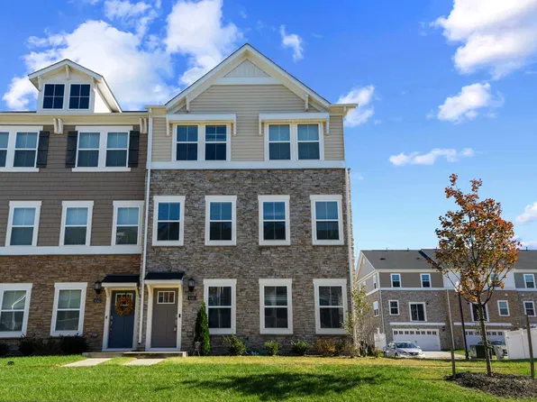 4145 Skipton Pl, White Plains, MD 20695