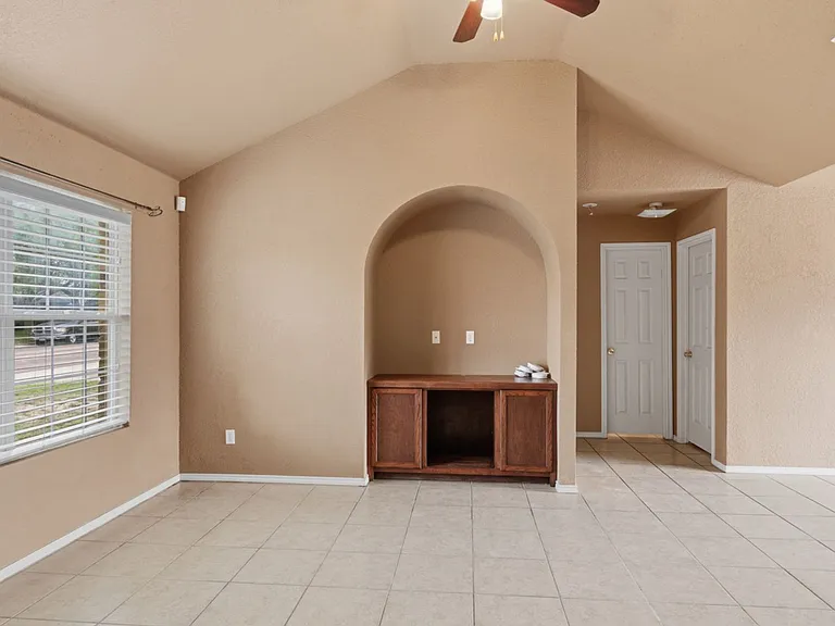 344 Vista Hermosa — Photo 6