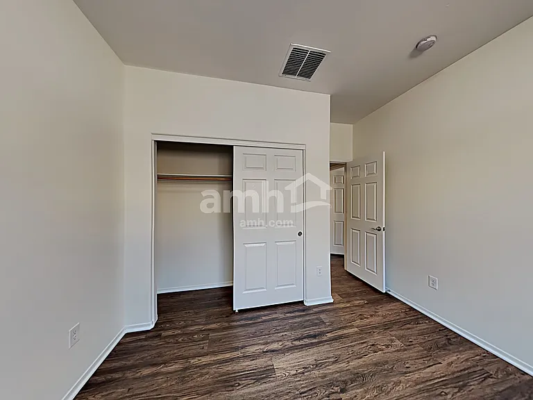 568 W Camino Parrilla — Photo 17