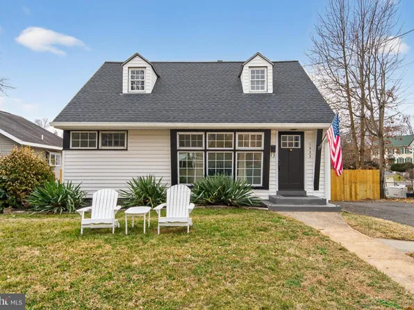 1925 Rollins Dr, Alexandria, VA 22307
