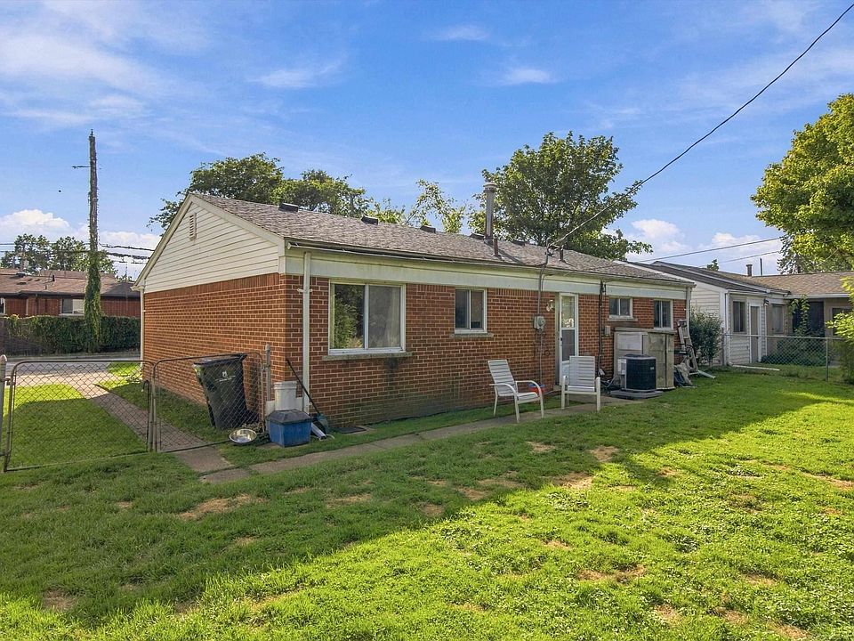 22483 Sunnydale St, photo 4