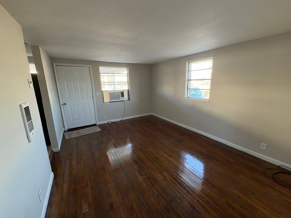 1st image of 6001 California Ave #A