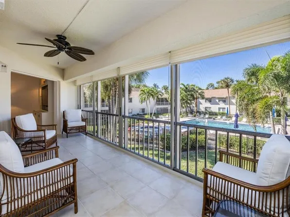 3200 Binnacle DR #C4, NAPLES, FL 34103