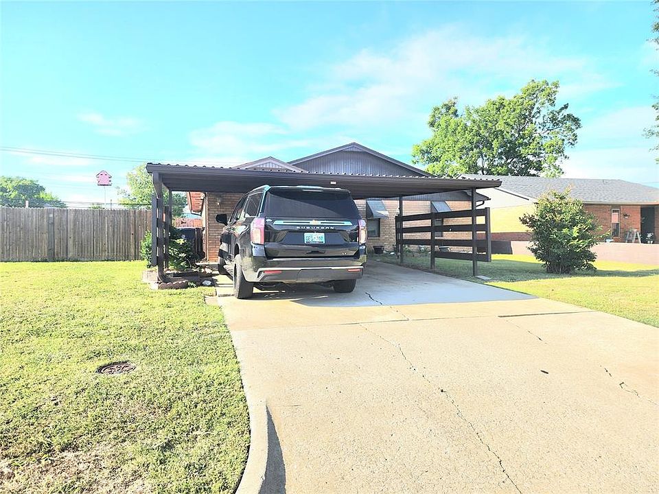 1st image of 313 NW 92nd St
