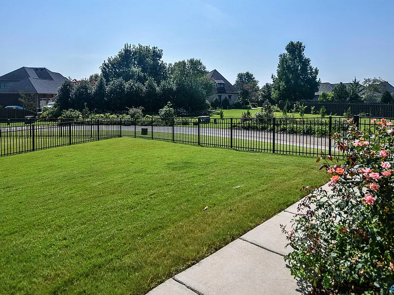 93 Cypress Grove Ln — Photo 18