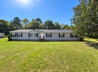 141 Creek Isle Dr, Leesburg, GA 31763