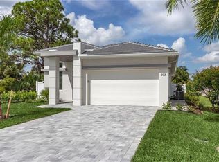 34 6th St, Bonita Springs, FL 34134