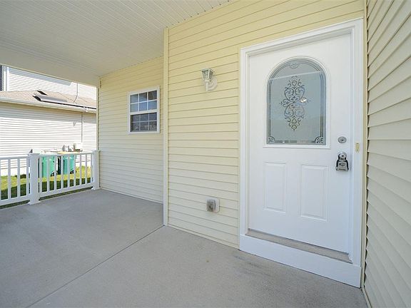 2nd image of 338 Meadows Dr