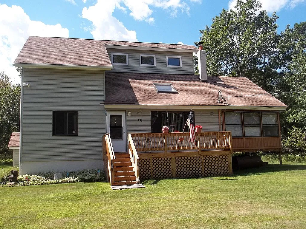 352 Sullivan Trl photo 1