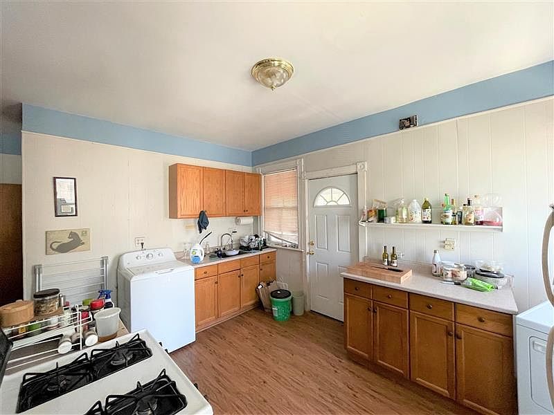 2nd image of 64-64A Beacon St #3
