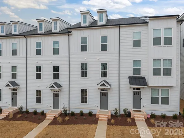 3216 Drift St, Charlotte, NC 28278