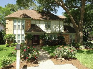 11902 Normont Dr, Houston, TX 77070