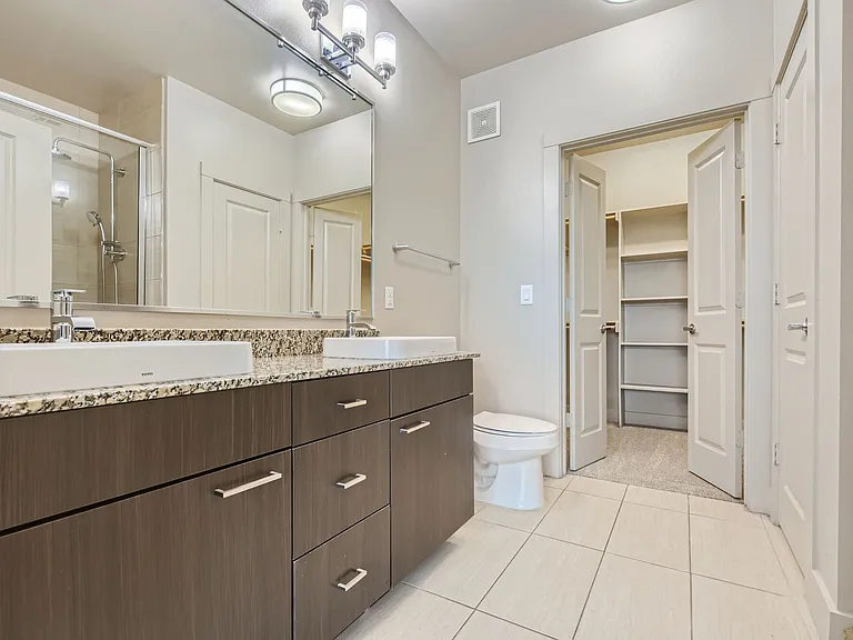 The Lucas Apartments — Photo 11