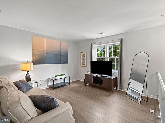 2nd image of 1020 West Ct #10