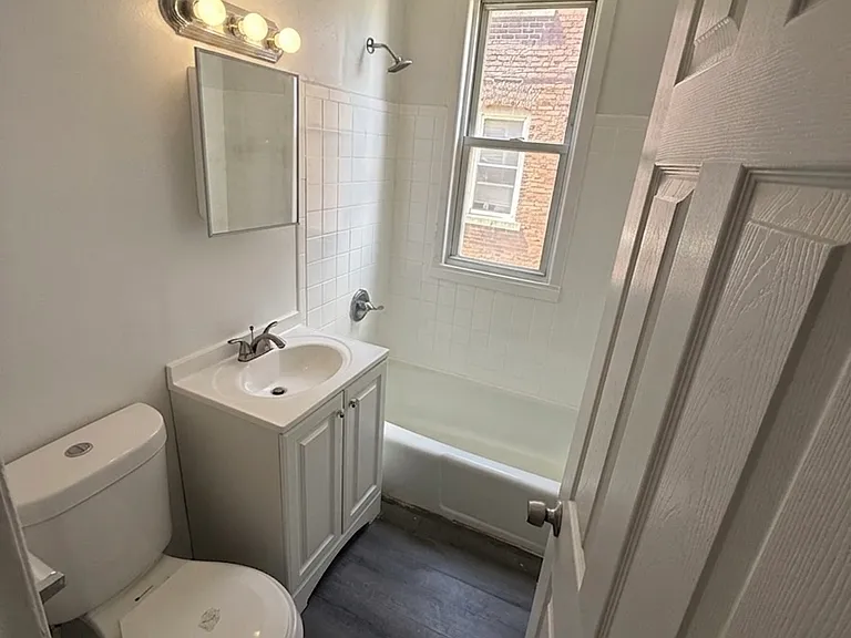 2495 Main St #3 — Photo 5