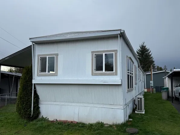 13045 SE Stark St Unit 103, Portland, OR 97233