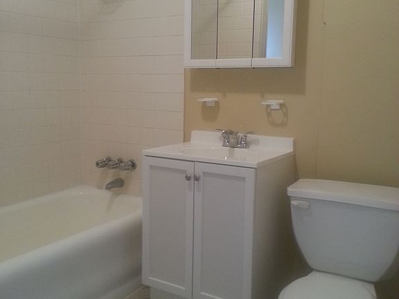3rd image of 8901 237th St