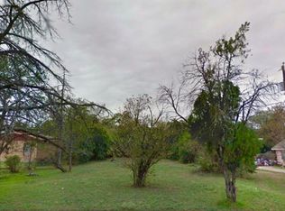 1004 N 15th St, Waco, TX 76707