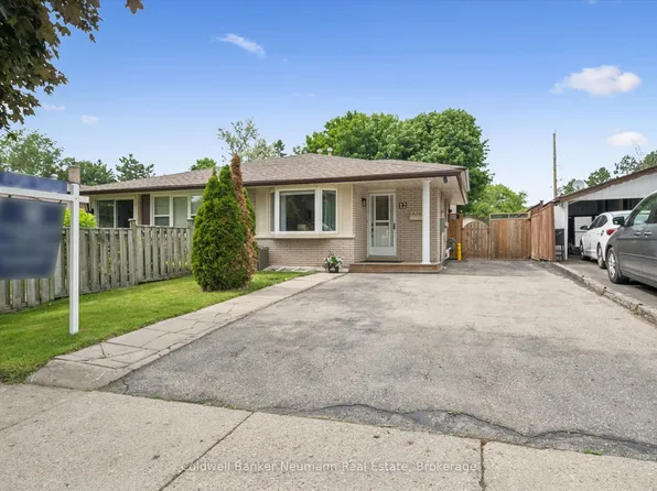 12 Shea Cres, Kitchener, ON N2E 1E8