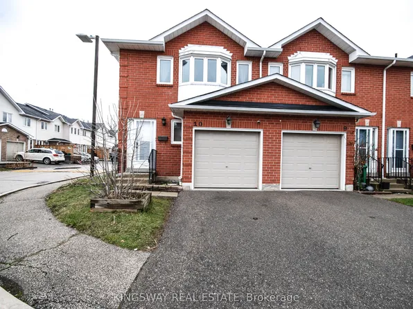 1485 Torrington Dr #10, Mississauga, ON L5V 1Y3