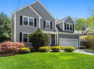 578 Randolph Ave, Milton, MA 02186
