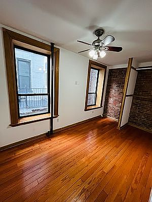 4th image of 2246 1st Ave APT 1