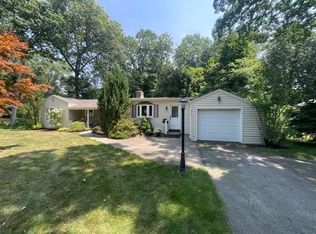 117 Hazardville Rd, Longmeadow, MA 01106