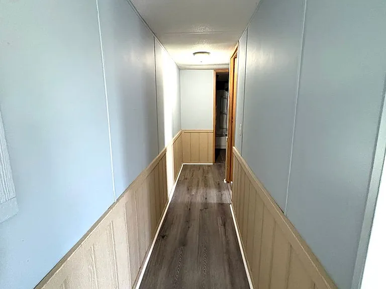 400 Barbara Ln — Photo 5