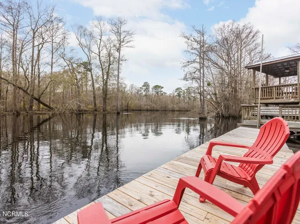 221 Estate Road, Atkinson, NC 28421