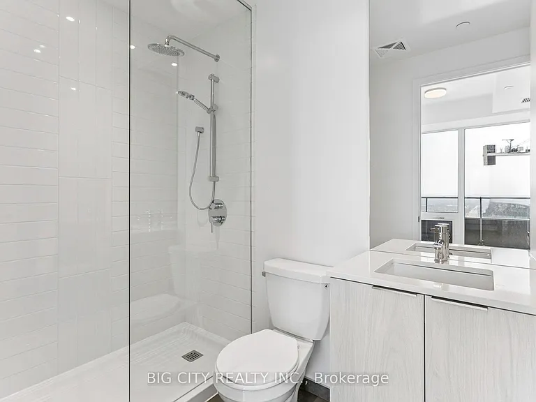 448 Burnhamthorpe Rd W #4501 — Photo 4