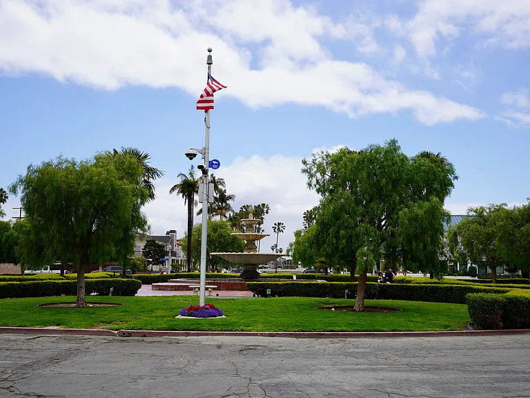 Safe Naples neighborhood