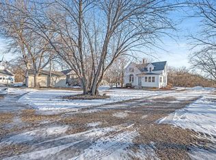 123 Church St, Lake Crystal, MN 56055