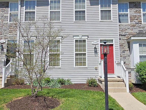 4th image of 10328 Bridle Ct