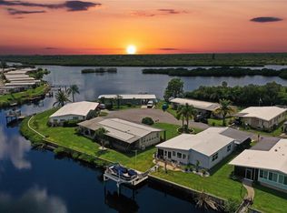 104 Lazy River Rd, North Port, FL 34287