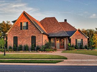 235 Piccadilly Cir, Bossier City, LA 71111